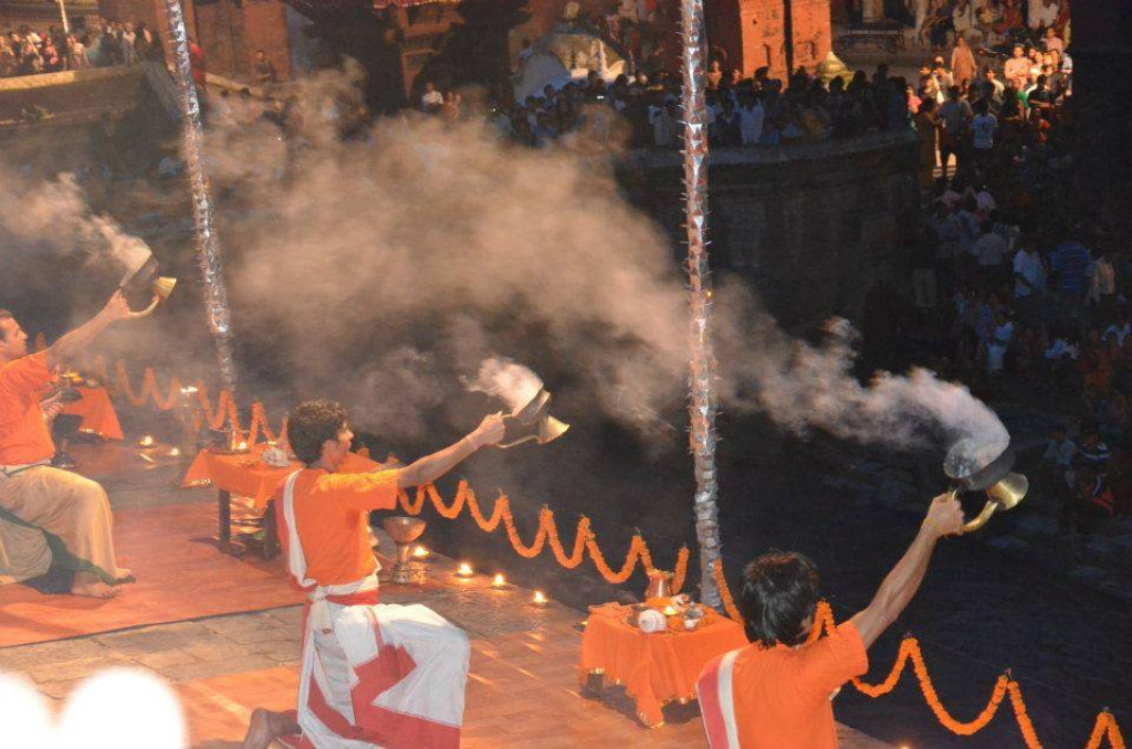 aarti at Pashupatinath Temple